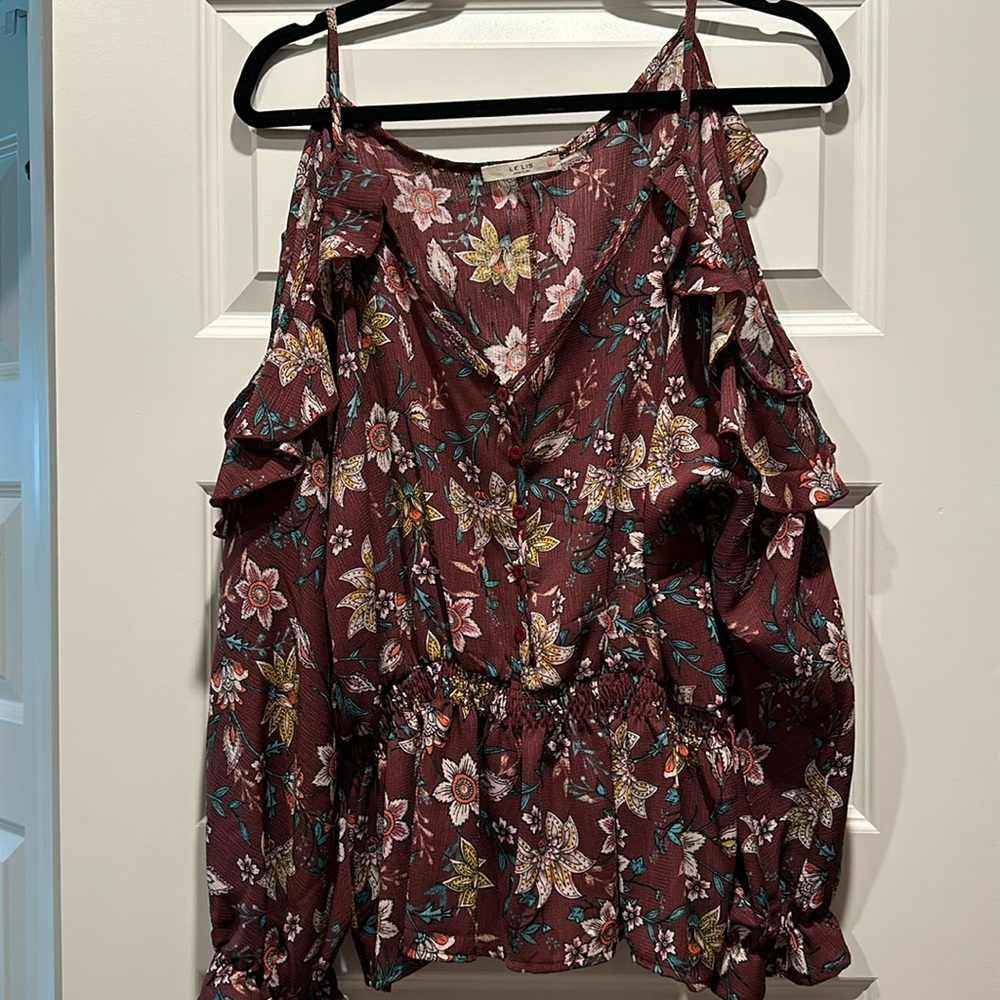 Floral top